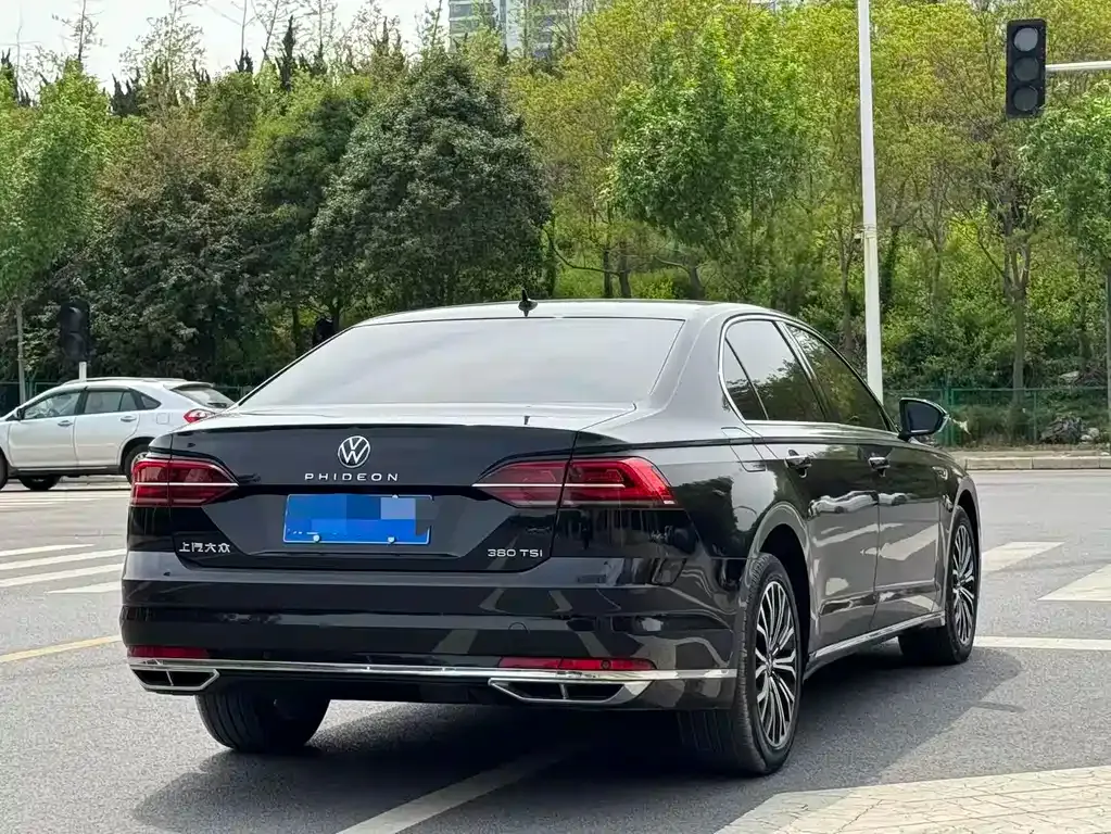 Volkswagen Phideon 2021 из CN, фото 7