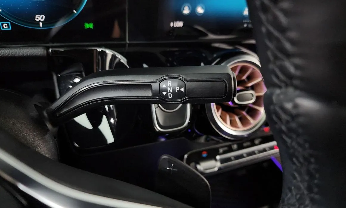 Mercedes-Benz EQA 2023 из KR, фото 4
