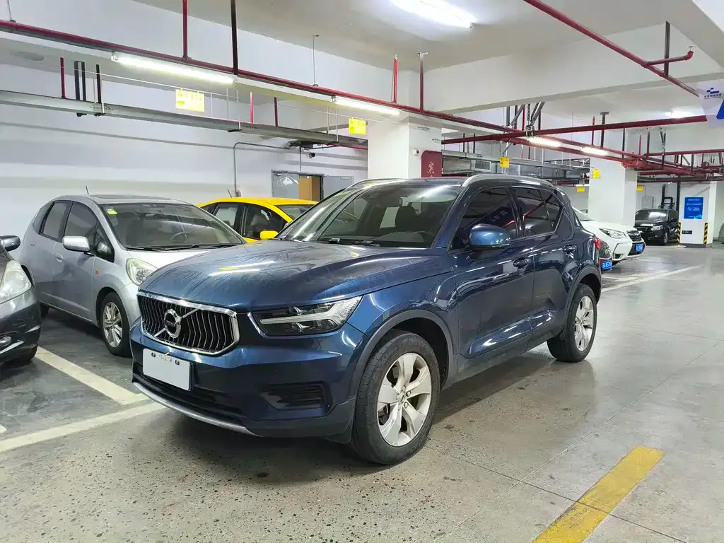 Volvo XC40