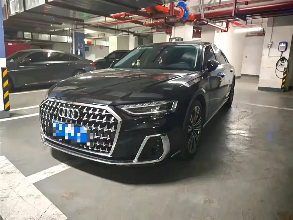 Audi A8 — фото 6