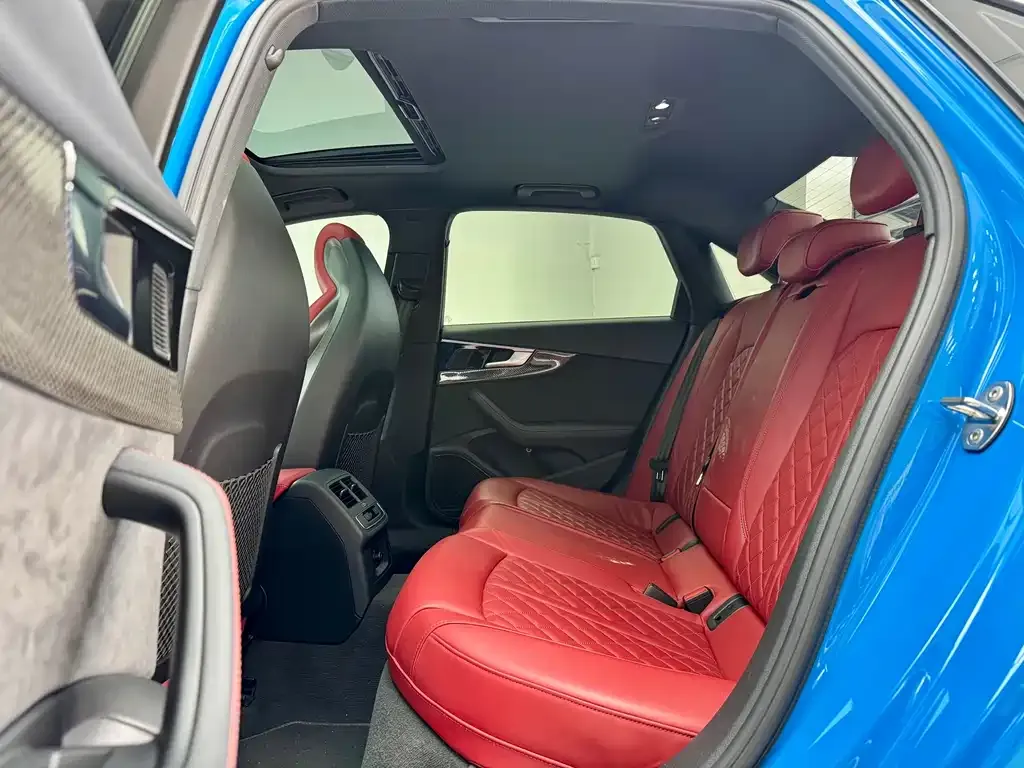 Audi S4 2021 из CN, фото 9