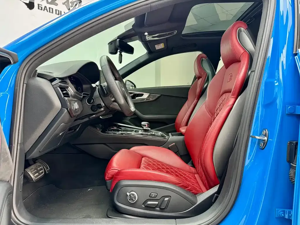 Audi S4 2021 из CN, фото 8