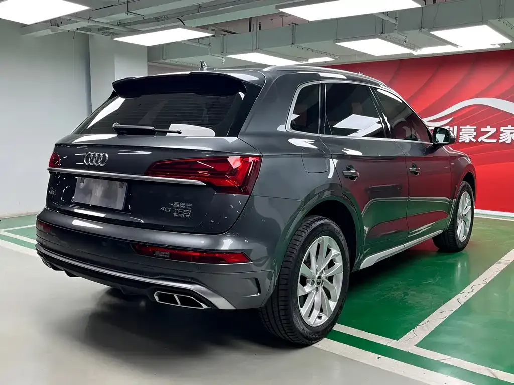 Audi Q5L 2021 из CN, фото 2
