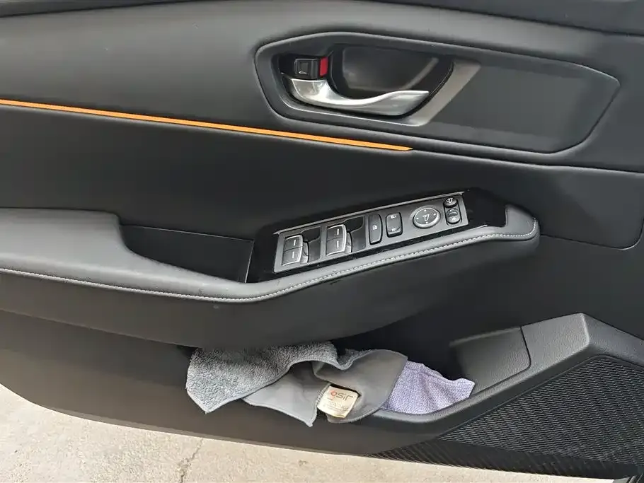 Honda Accord — фото 10