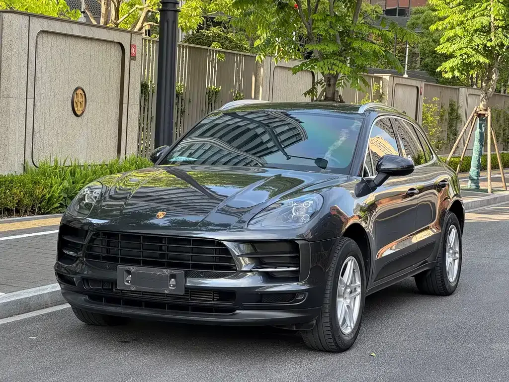 Porsche Macan — фото 1