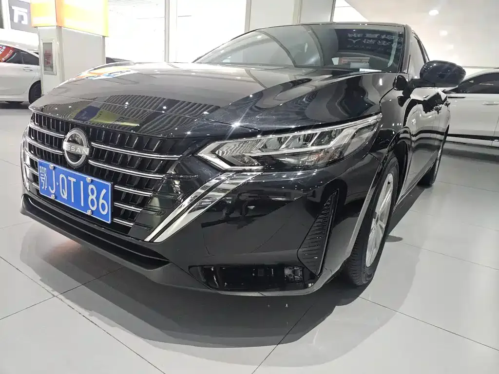 Nissan Sylphy — фото 1