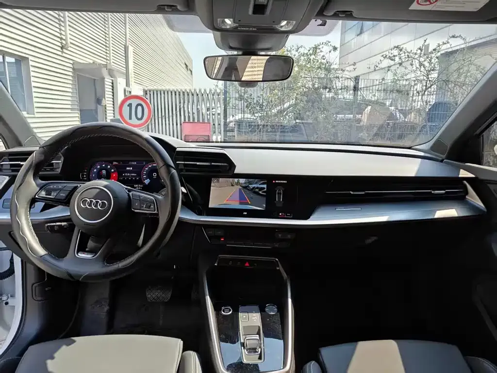 Audi A3 2024 из CN, фото 4