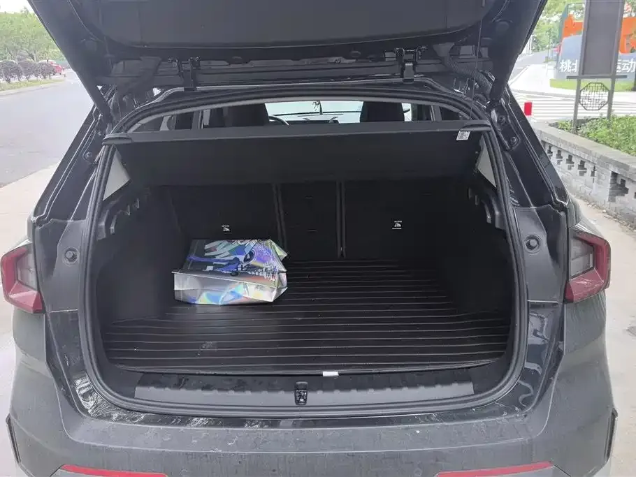 BMW X1 2024 из CN, фото 8