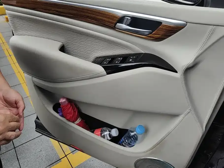 GAC Motor Trumpchi M8 — фото 3