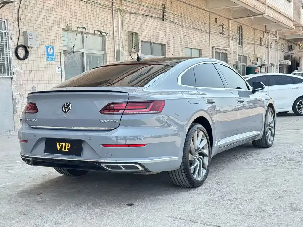 Volkswagen CC — фото 8