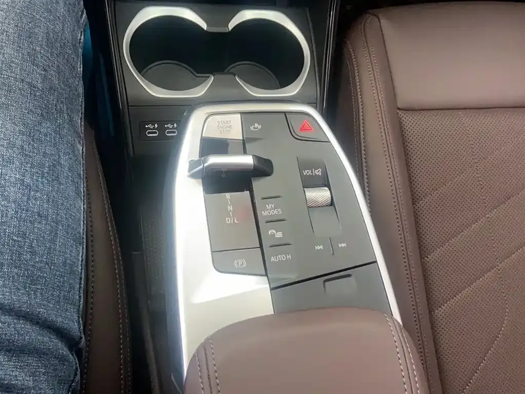 BMW X1 2024 из CN, фото 10
