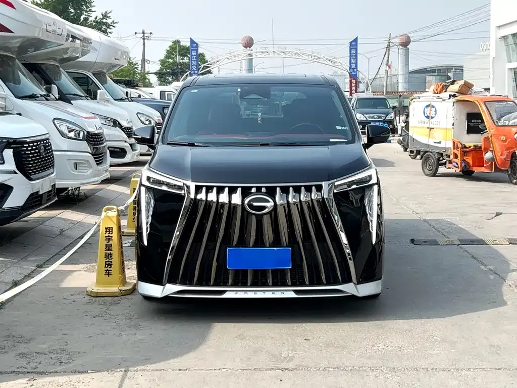 GAC Motor Trumpchi M8 — фото 9
