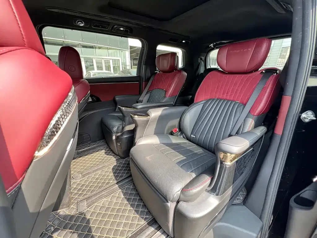 GAC Motor Trumpchi M8 — фото 3