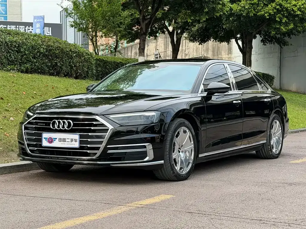 Audi A8