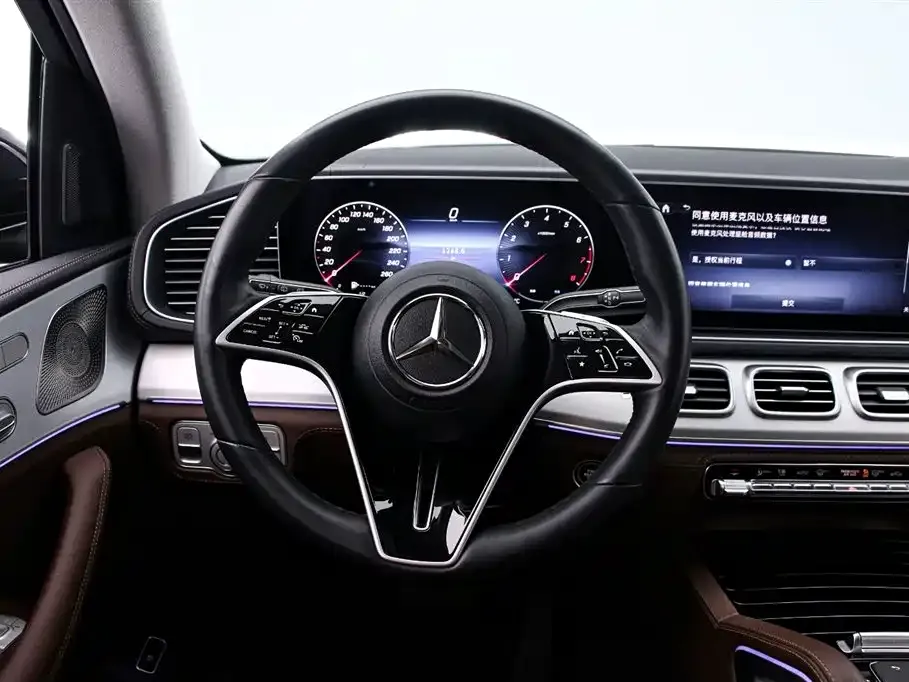 Mercedes-Benz GLE — фото 5