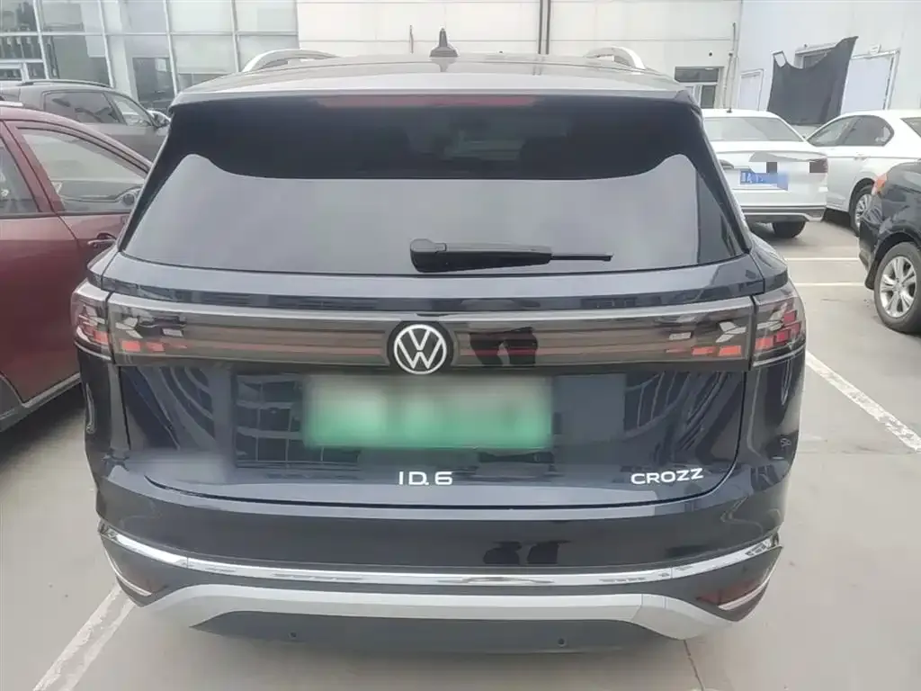 Volkswagen ID.6 Crozz 2023 из CN, фото 2