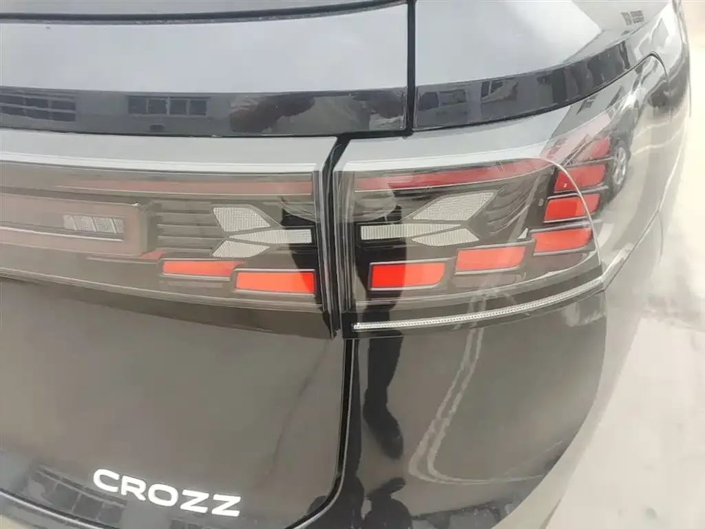 Volkswagen ID.6 Crozz 2023 из CN, фото 7