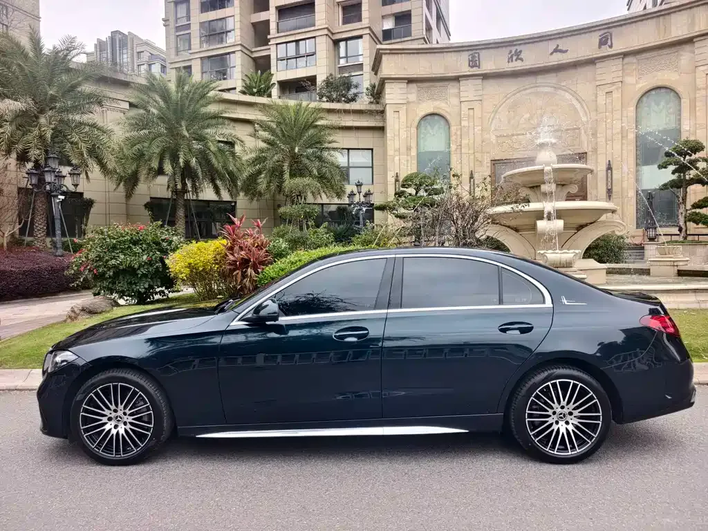 Mercedes-Benz C-Class — фото 10
