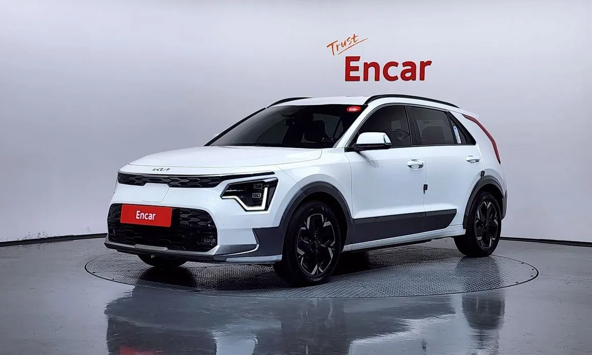 Kia Niro — фото 1