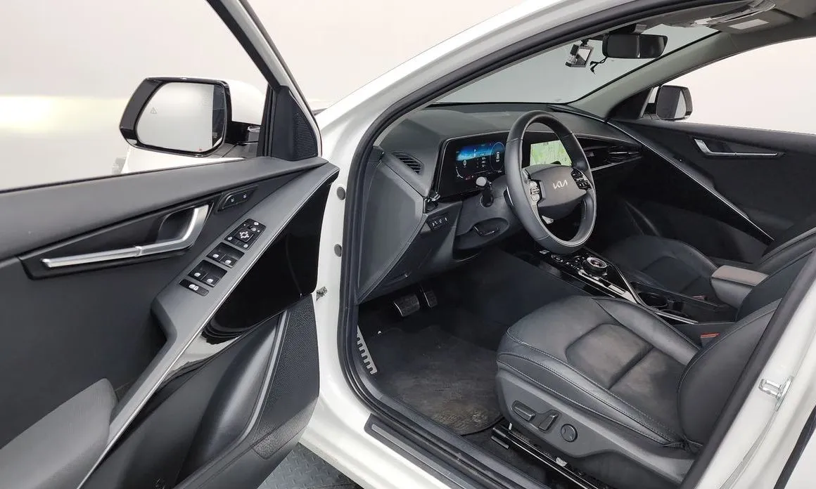 Kia Niro — фото 10
