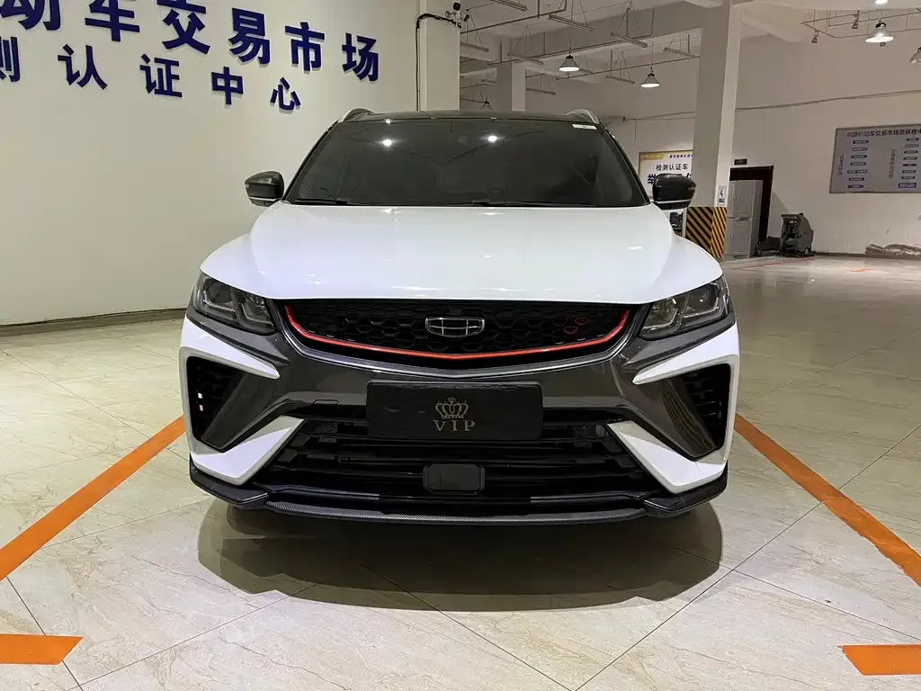 Geely Binyue — фото 9