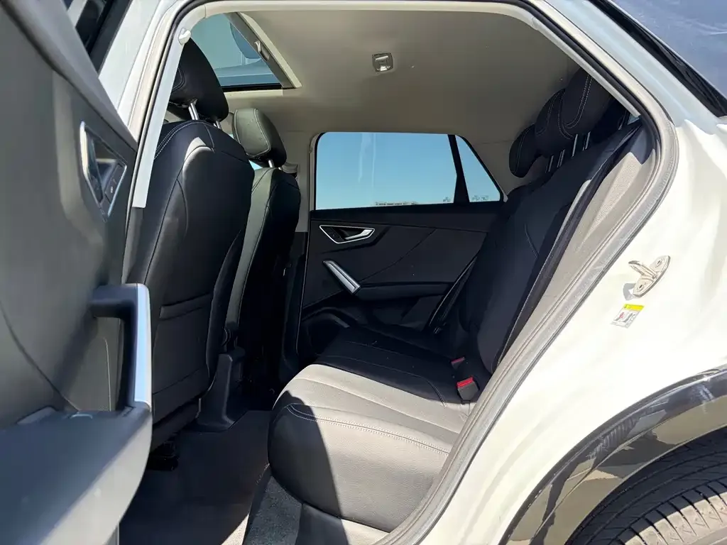 Audi Q2L 2021 из CN, фото 6