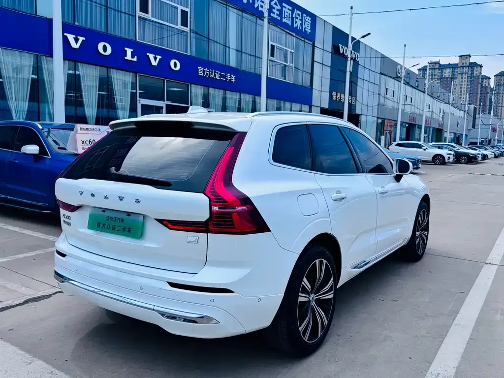 Volvo XC60 PHEV 2022 из CN, фото 8