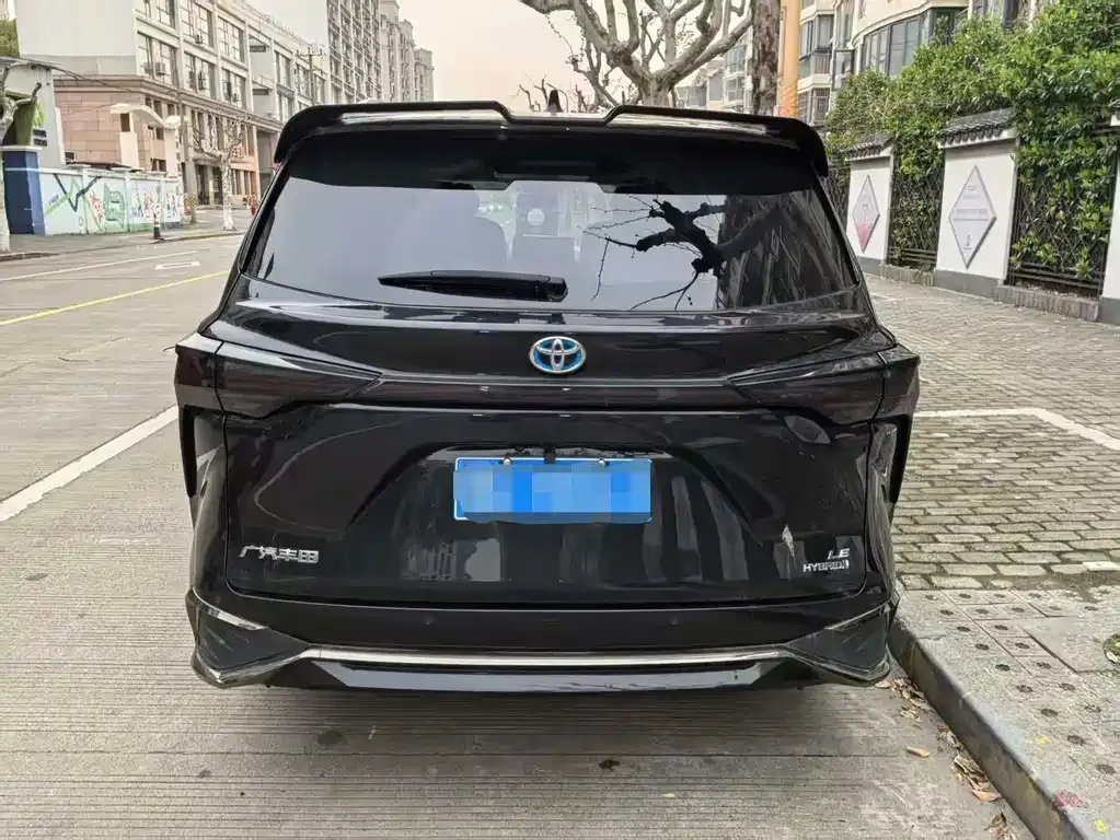 Toyota Sienna 2024 из CN, фото 5