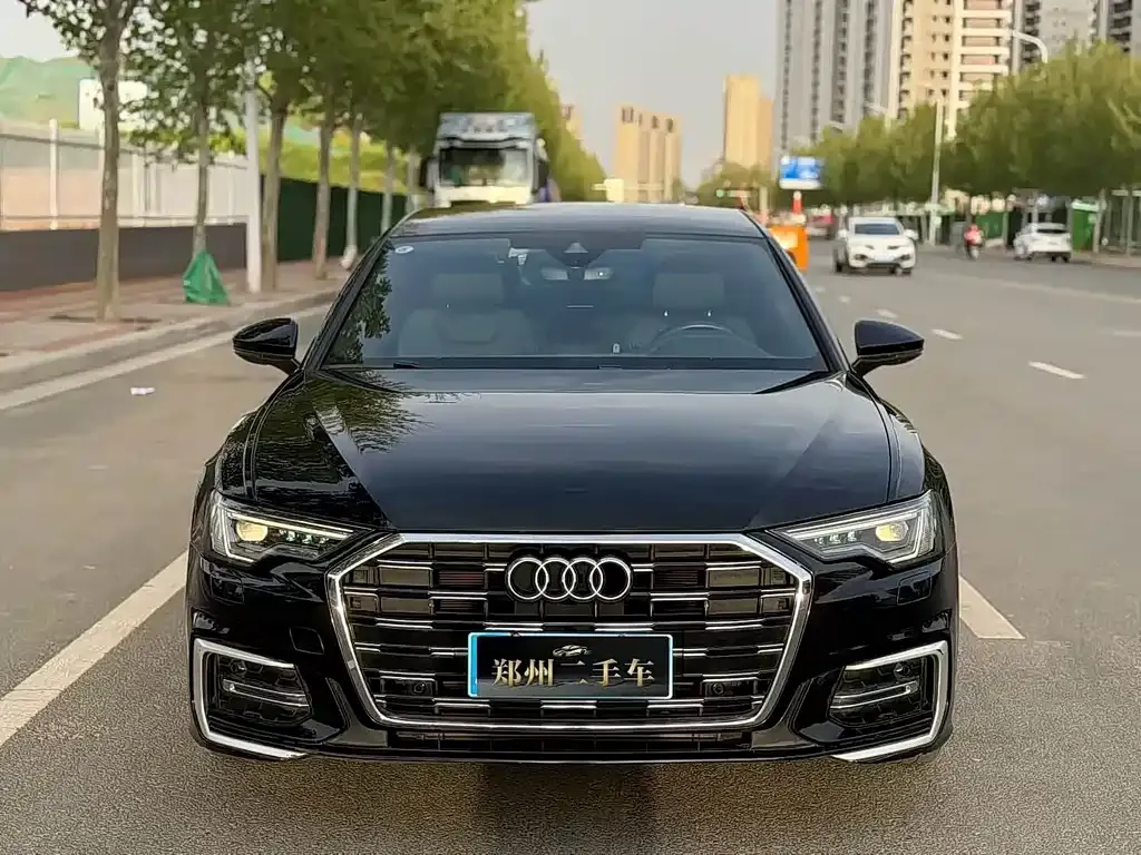 Audi A6L — фото 2