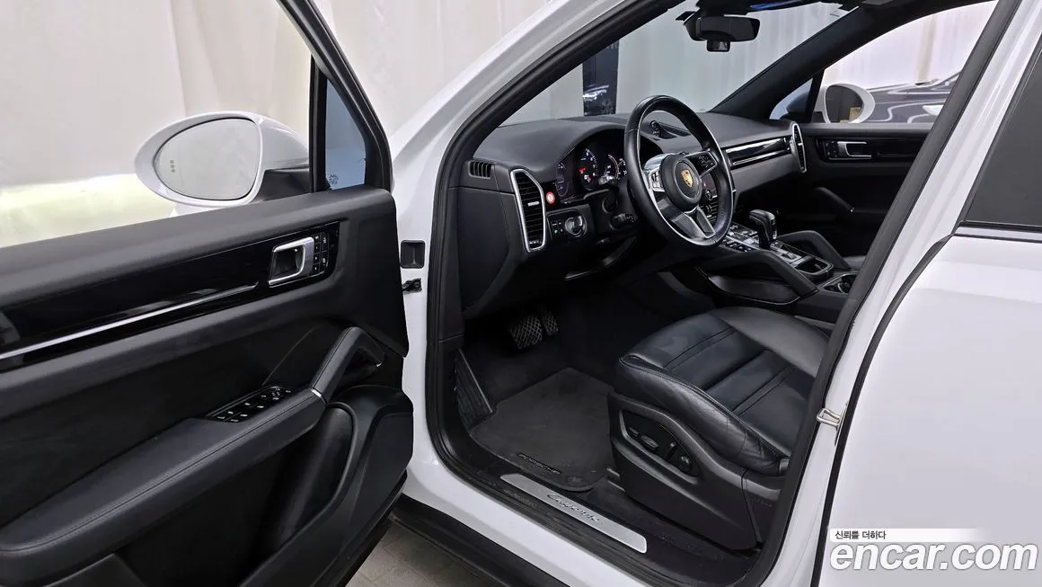Porsche Cayenne 2023 из KR, фото 8