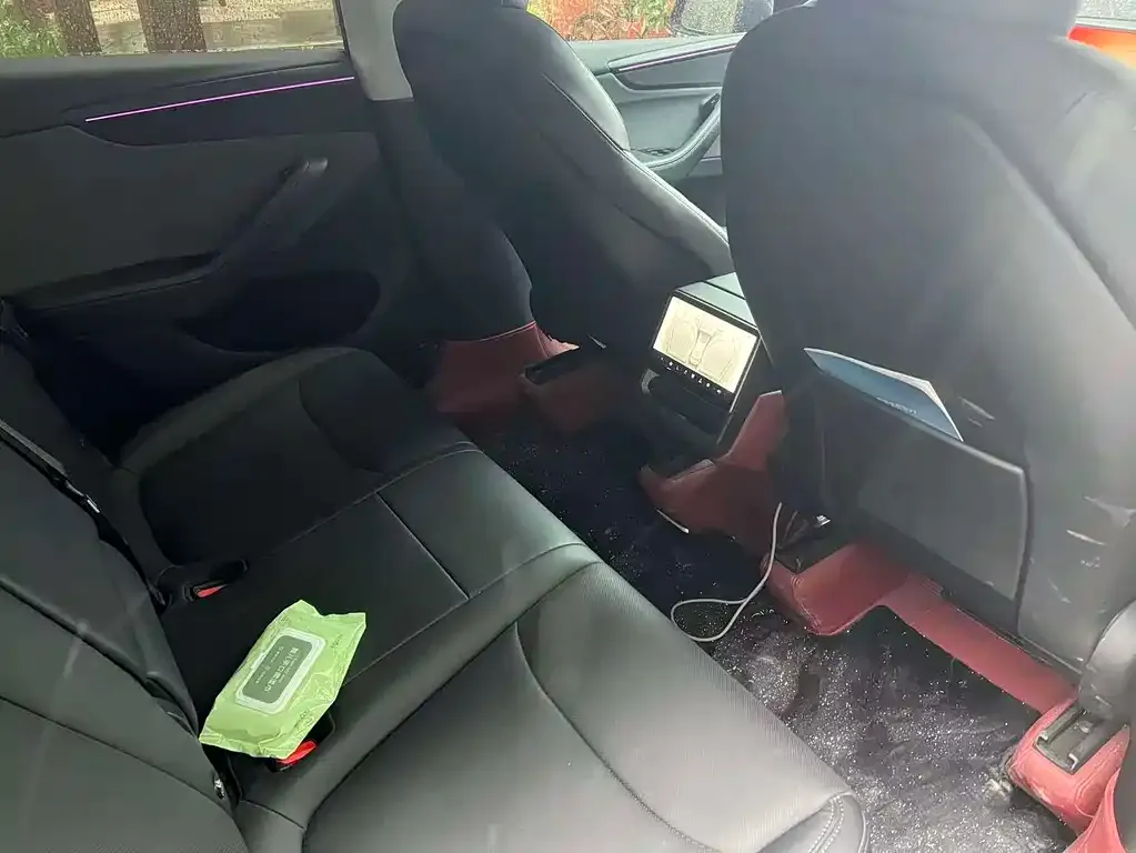 Tesla Model Y 2025 из CN, фото 5