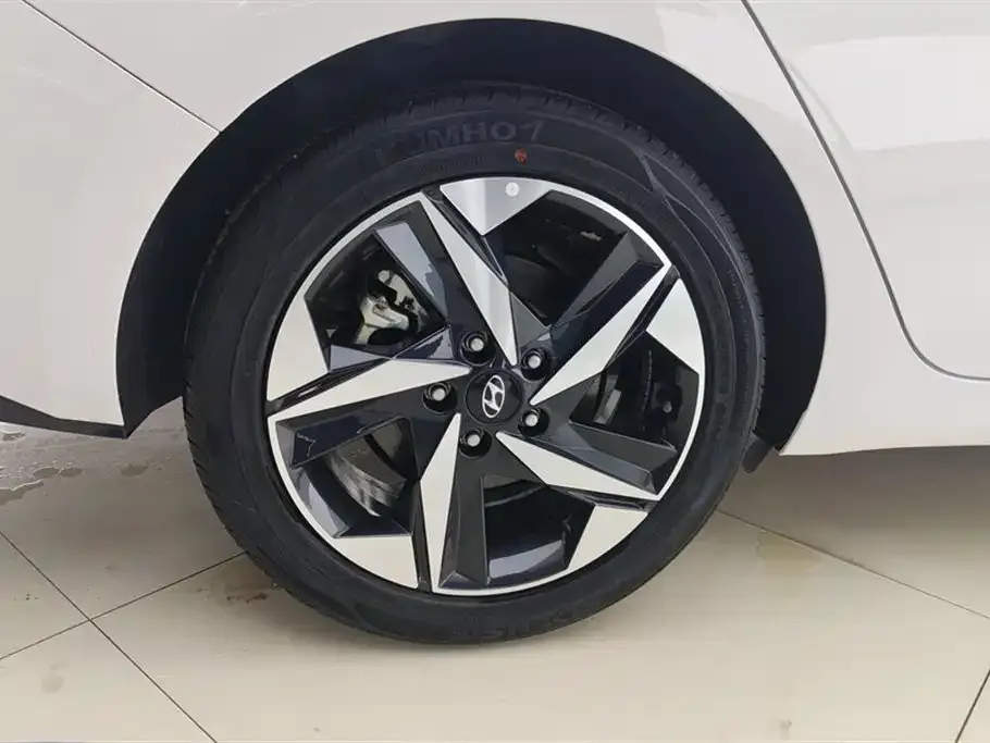 Hyundai Elantra 2021 из CN, фото 7