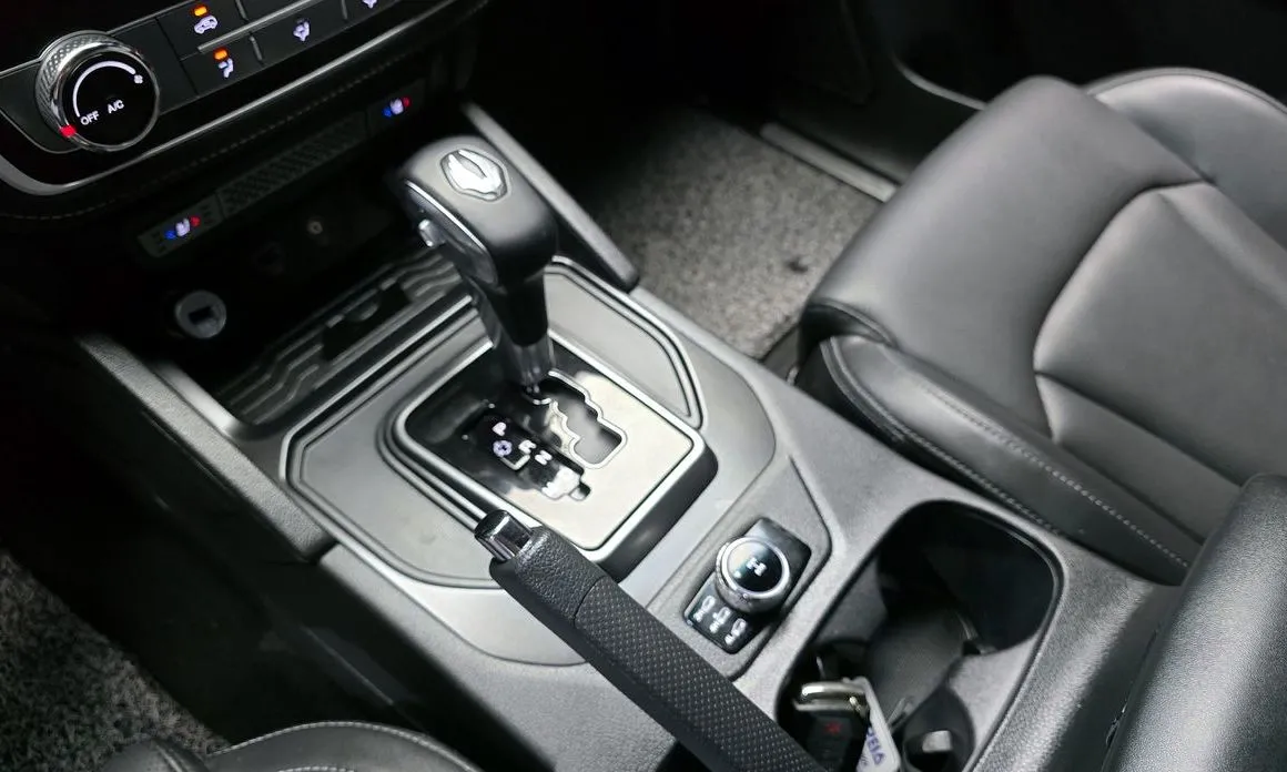 KG Mobility (Ssangyong) Rexton — фото 10