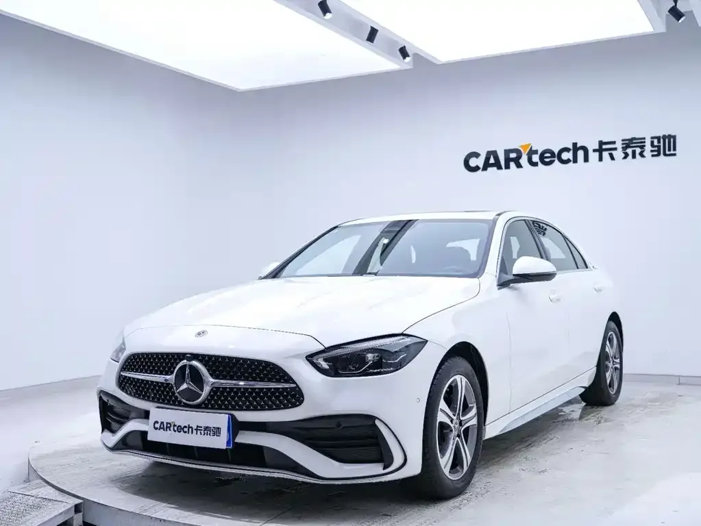Mercedes-Benz C-Class — фото 10