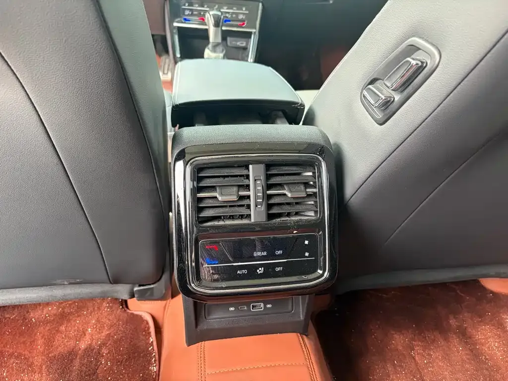 Volkswagen Passat — фото 9