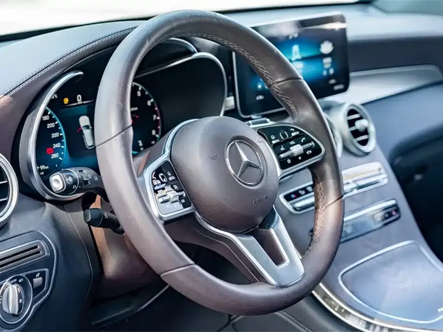 Mercedes-Benz GLC — фото 4