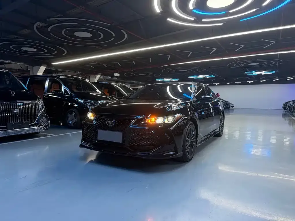 Toyota Avalon 2021 из CN, фото 1