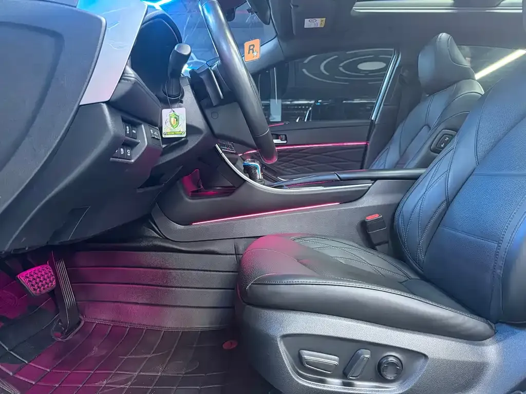 Toyota Avalon 2021 из CN, фото 4