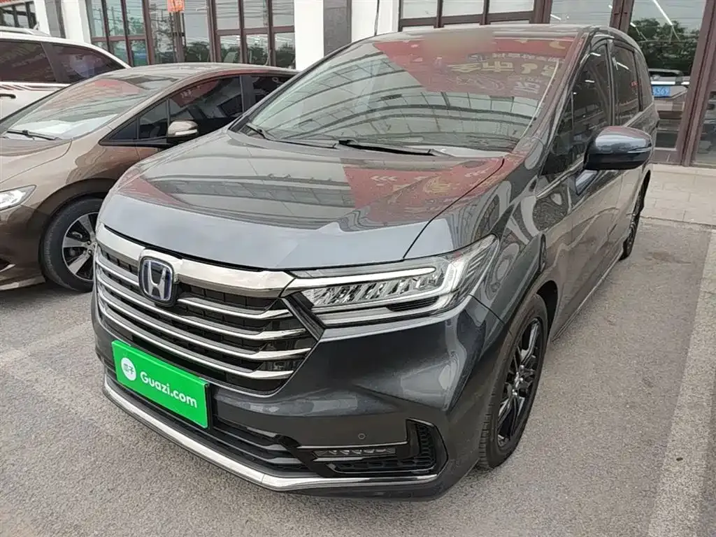 Honda Odyssey — фото 1