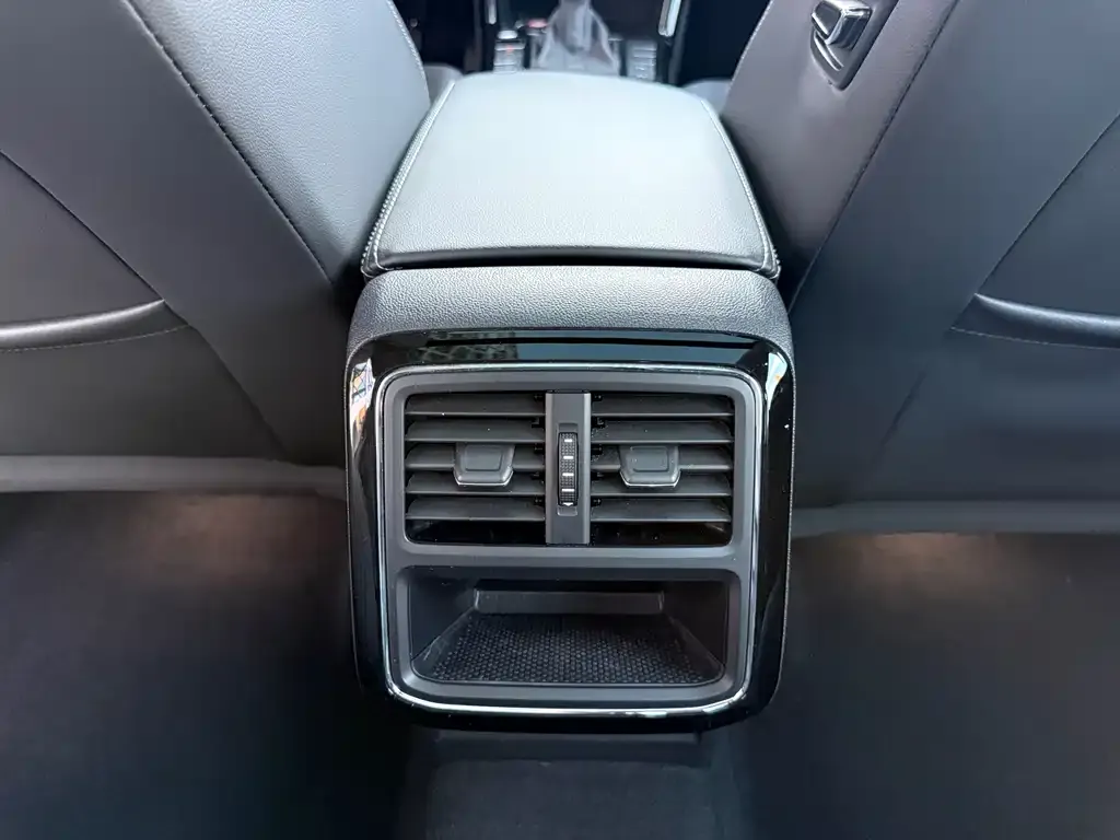 Volkswagen Passat — фото 3