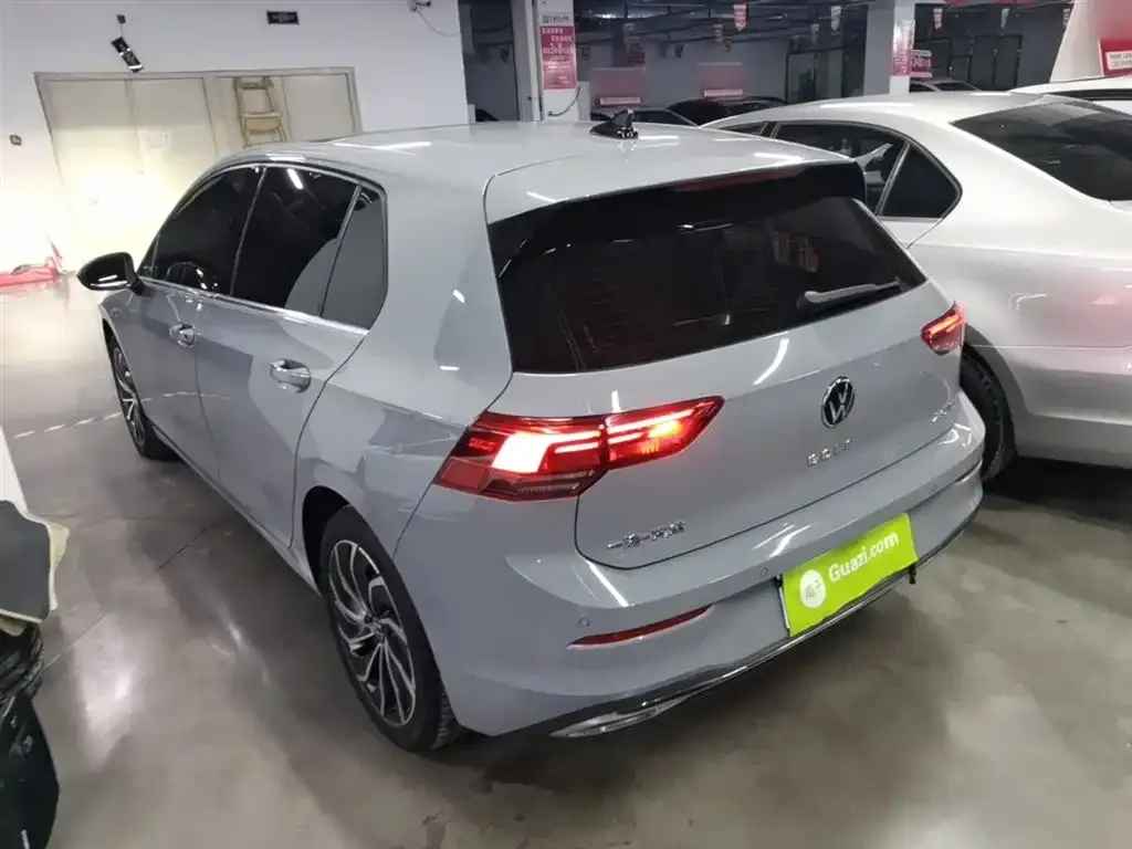Volkswagen Golf 2022 из CN, фото 8