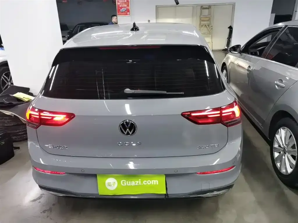Volkswagen Golf 2022 из CN, фото 2