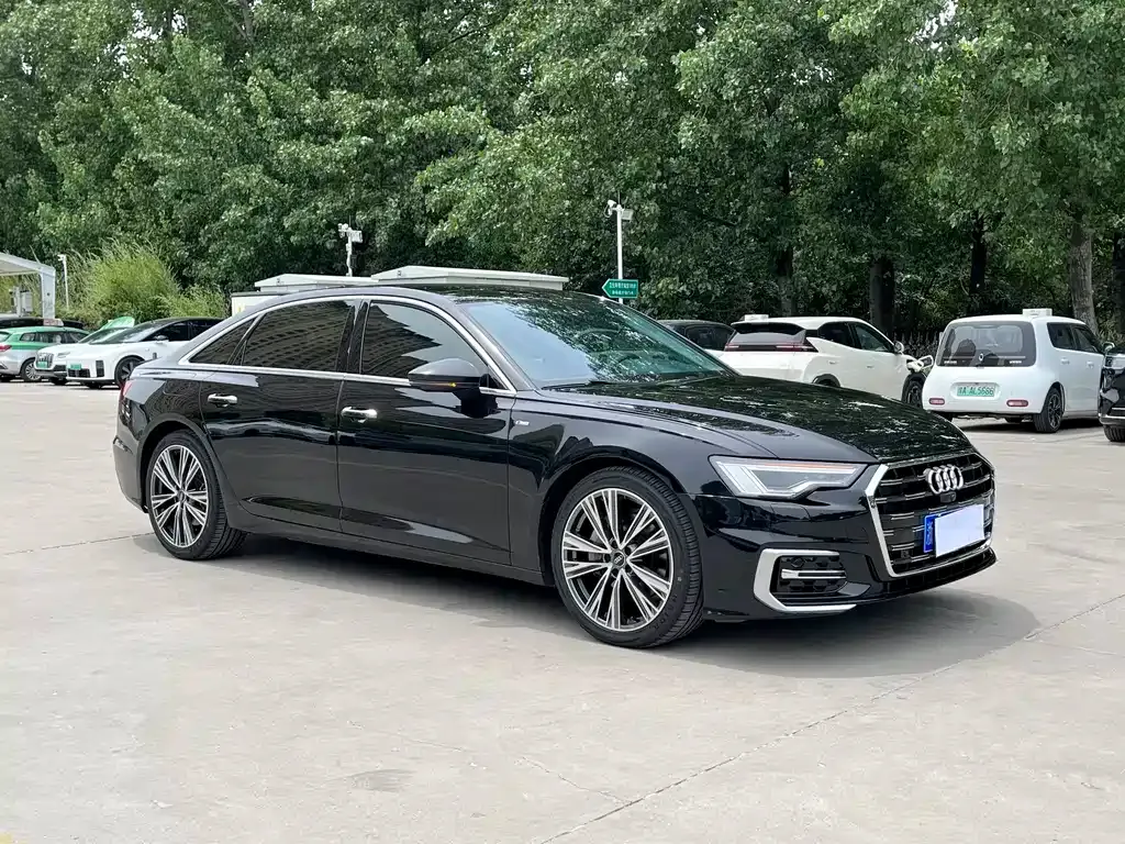 Audi A6L — фото 10