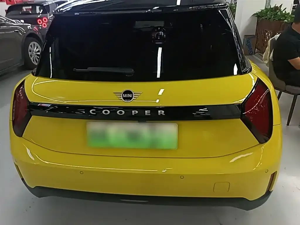 MINI Cooper EV 2025 из CN, фото 2
