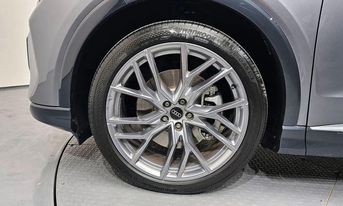 Audi Q4 e-tron 2025 из KR, фото 3