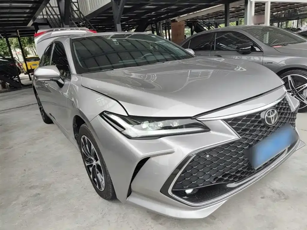 Toyota Avalon 2023 из CN, фото 9