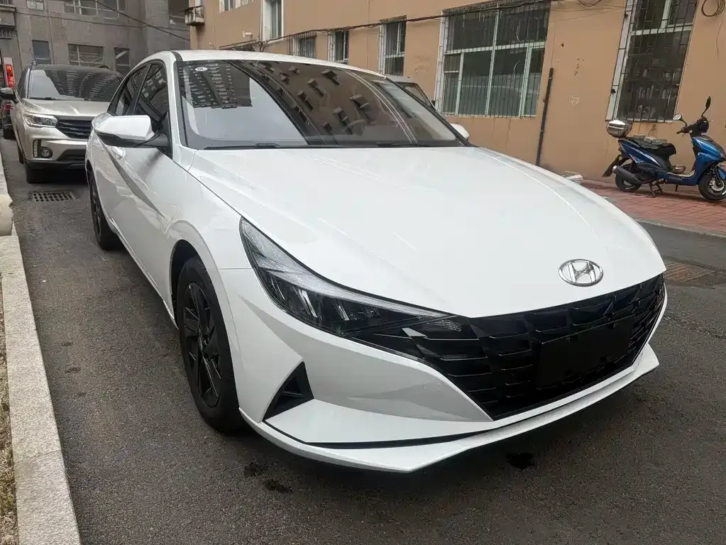 Hyundai Elantra 2023 из CN, фото 6