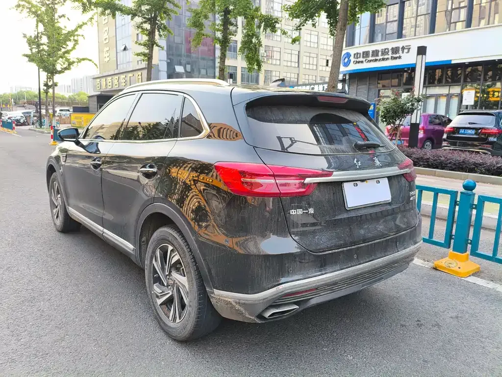 Hongqi HS5 — фото 10