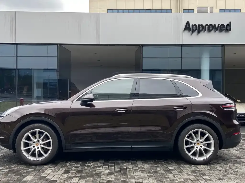 Porsche Cayenne — фото 2