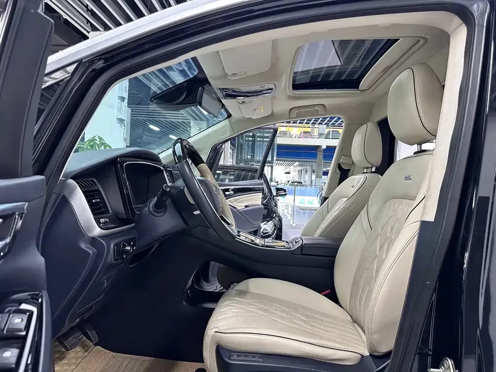 GAC Motor Trumpchi M8 — фото 10